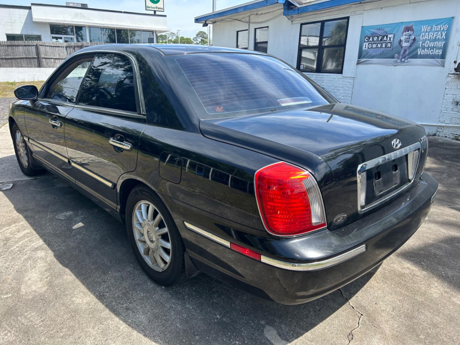 2004 Hyundai XG350 (KMHFU45EX4A) , located at 1758 Cassat Ave., Jacksonville, FL, 32210, (904) 384-2799, 30.286720, -81.730652 - *****$3500.00*****2004 HUYNDAI XG350*****ONLY 107,591 MILES!!!!! 4-DOOR AUTOMATIC TRANSMISSION LEATHER SUNROOF ALLOYS BLUTOOTH ICE COLD AIR CONDITIONING RUNS GREAT!! ASK ABOUT 50/50 FINANCING FOR THIS CAR CALL US NOW @ 904-384-2799 IT WON'T LAST LONG!! - Photo #4